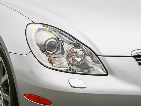 Used 2009 Lexus SC 430 Convertible image 10