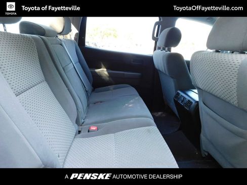 Used 2012 Toyota Tundra 4x4 CrewMax w/ SR5 Pkg image 5