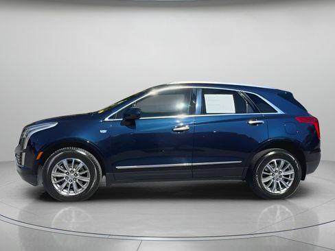 Used 2017 Cadillac XT5 Luxury w/ Driver Awareness Package image 15