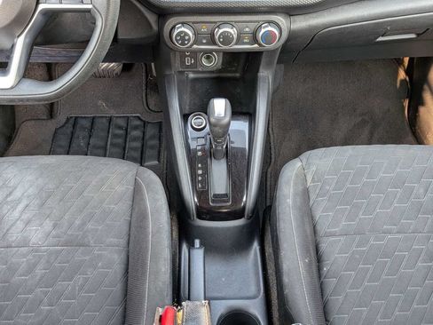 Used 2022 Nissan Kicks S FWD image 19