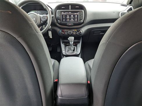 Used 2024 Kia Soul LX w/ Option Group 015 image 29