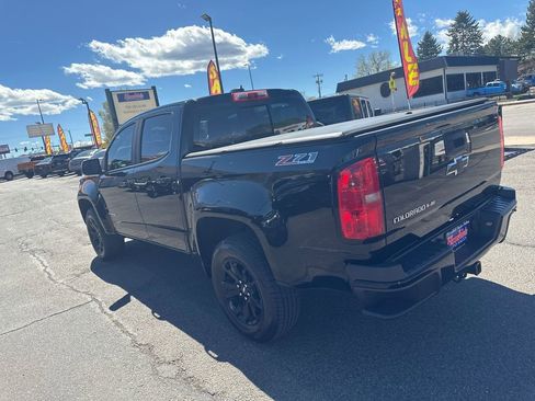Used 2017 Chevrolet Colorado Z71 AWD/4WD image 11