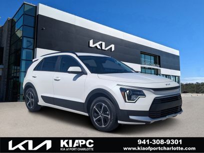 Used 2024 Kia Niro LX