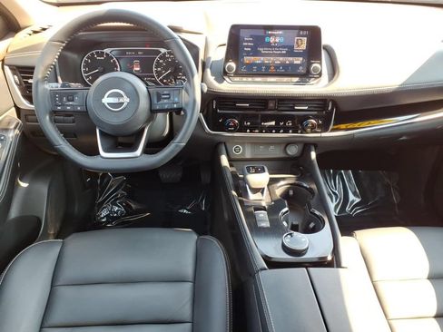 Certified 2023 Nissan Rogue SL AWD/4WD image 17