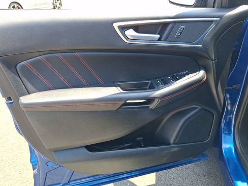 Used 2023 Ford Edge ST-Line w/ Cargo Accessory Package AWD/4WD image 16