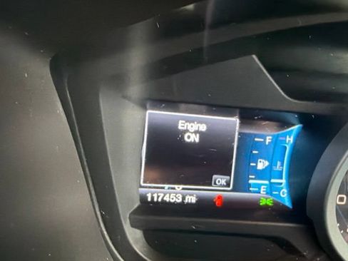 Used 2015 Ford Explorer XLT w/ Equipment Group 202B AWD/4WD image 15