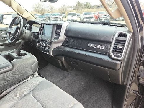 Used 2019 RAM 1500 Big Horn AWD/4WD image 39