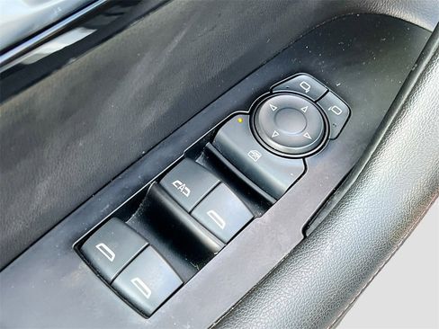 Used 2022 Chevrolet Blazer RS image 18