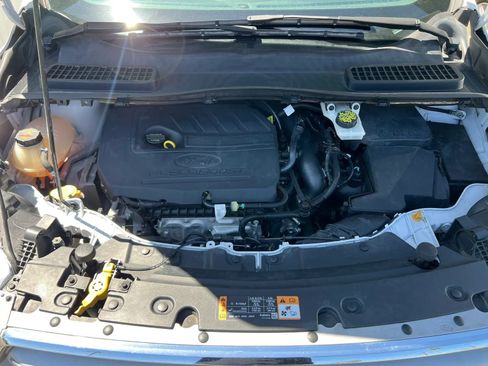 Used 2018 Ford Escape SE FWD image 23