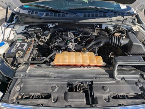 Used 2016 Ford F150 XLT image 32