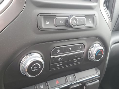 New 2025 GMC Sierra 3500 Pro w/ Convenience Package image 21