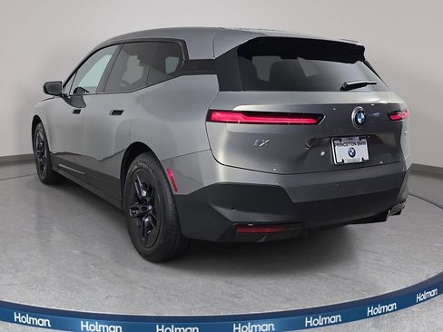 Used 2024 BMW iX xDrive50 AWD/4WD image 7