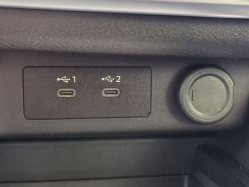 Used 2024 Nissan Rogue S FWD image 31