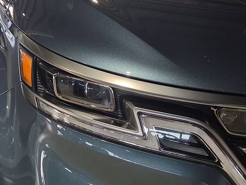 Used 2024 Kia Carnival SX Prestige FWD image 8