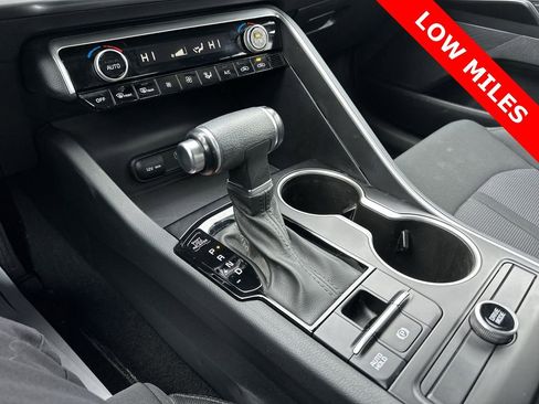 Used 2024 Kia K5 LXS image 19
