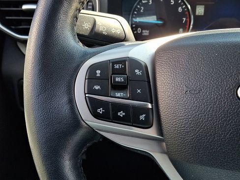 Certified 2023 Ford Explorer XLT w/ Equipment Group 202A image 22