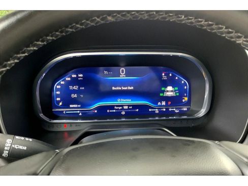 Used 2023 Chevrolet Suburban Premier image 21