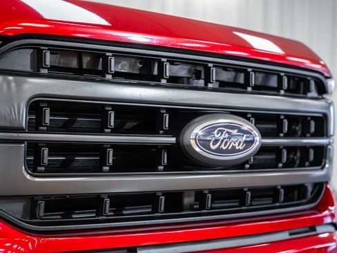 Certified 2021 Ford F150 Lariat w/ Equipment Group 502A High image 6