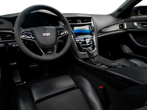 Used 2016 Cadillac CTS V w/ Carbon Fiber Package RWD image 34