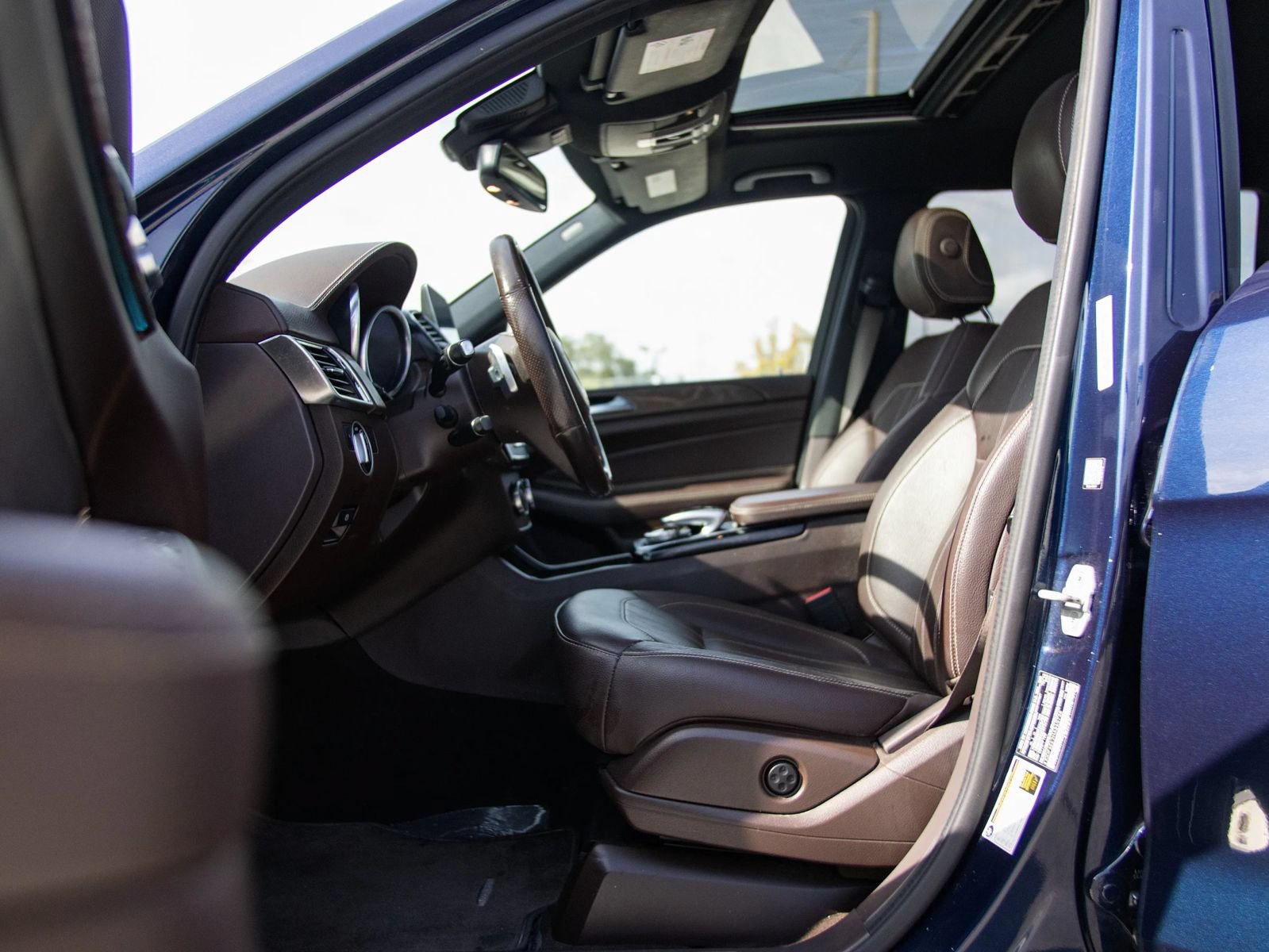 Used 2017 Mercedes-Benz GLS 450 4MATIC w/ Premium Package image 20
