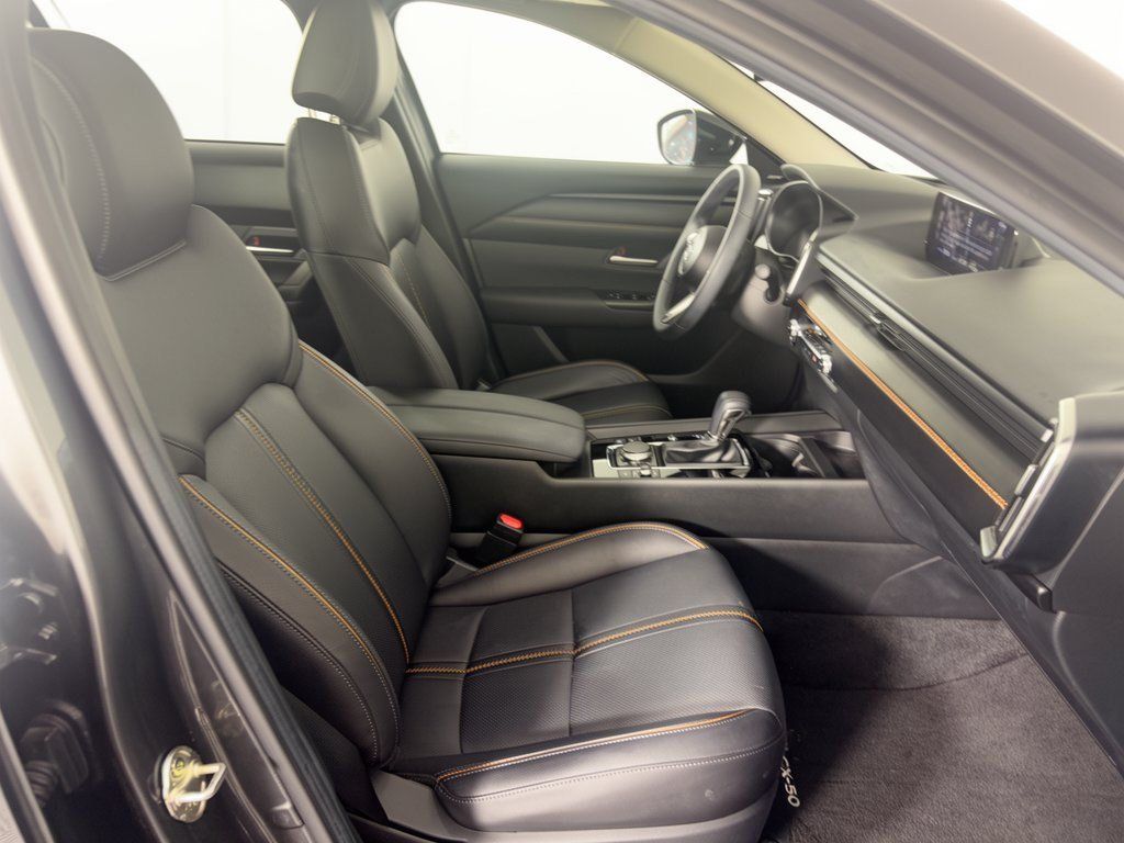 Used 2025 MAZDA CX-50 AWD 2.5 S w/ Premium Plus Pkg image 30
