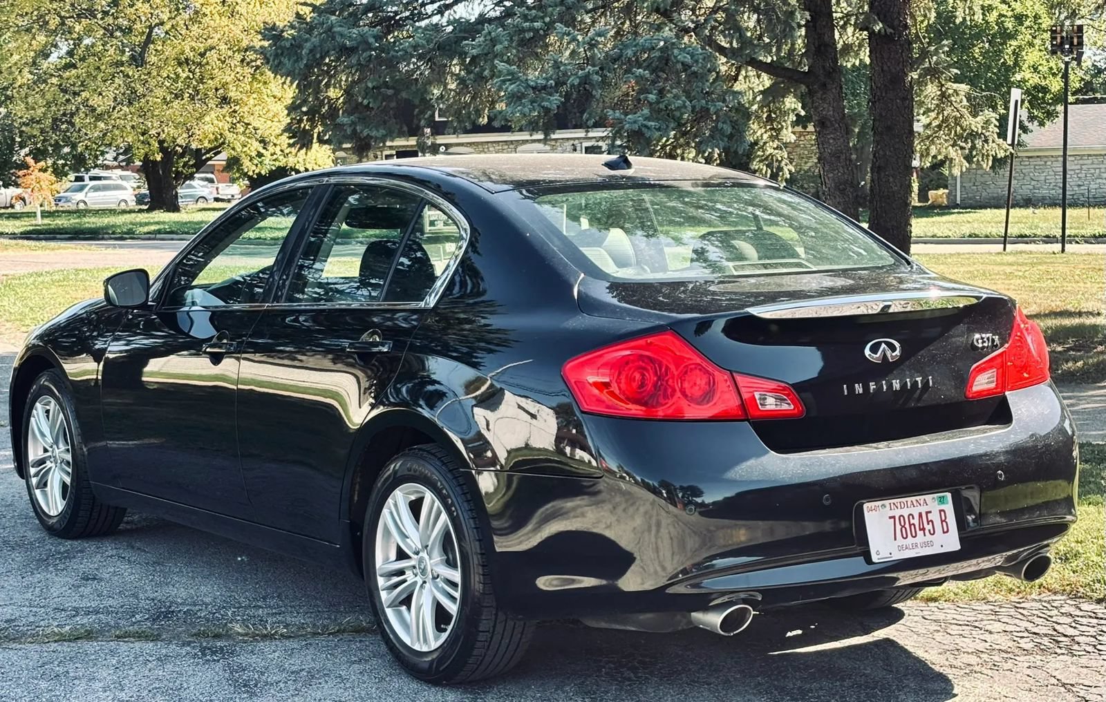 Used 2013 INFINITI G37 x Sedan w/ Premium Pkg AWD/4WD image 8