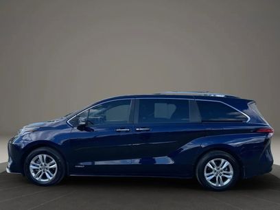 Used 2021 Toyota Sienna Limited