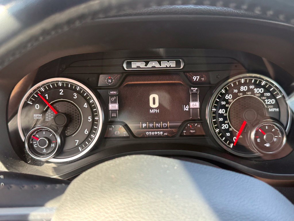 Used 2023 RAM 1500 Laramie AWD/4WD image 32