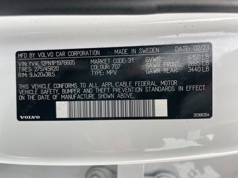 Used 2023 Volvo XC90 B5 Plus image 44