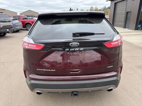 Used 2022 Ford Edge Titanium w/ Class II Trailer Tow Package AWD/4WD image 4