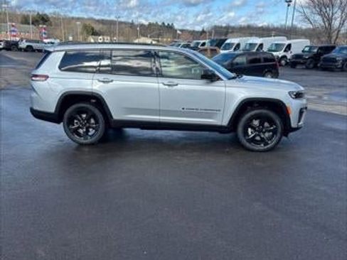 New 2026 Jeep Grand Cherokee L Limited image 31