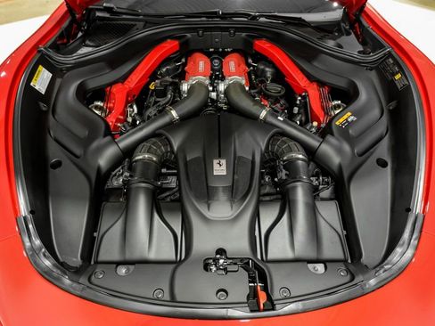 Used 2024 Ferrari Roma image 42