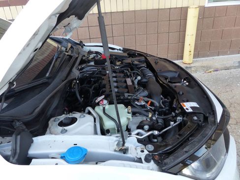 Used 2019 Honda Civic EX image 16