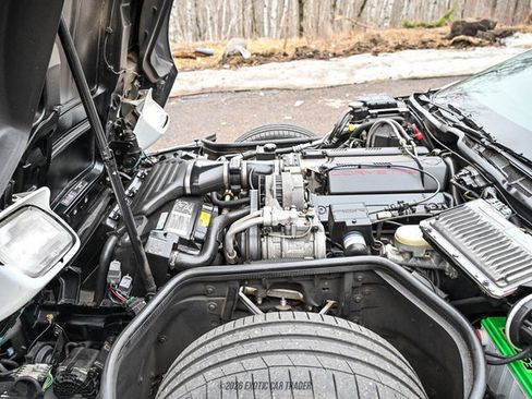 Used 1995 Chevrolet Corvette Coupe RWD image 27