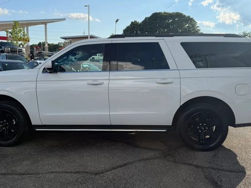 Used 2020 Ford Expedition Max XLT w/ Equipment Group 202A AWD/4WD image 2