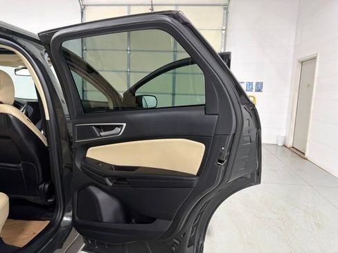 Used 2023 Ford Edge SEL w/ Convenience Package AWD/4WD image 17