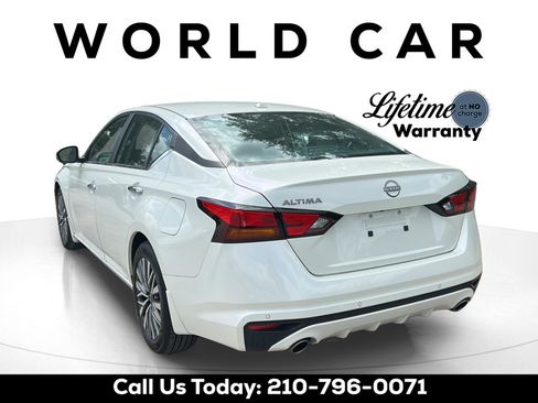 Used 2025 Nissan Altima 2.5 SV w/ SV Premium Package FWD image 5