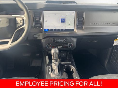 New 2025 Ford Bronco Big Bend AWD/4WD image 12