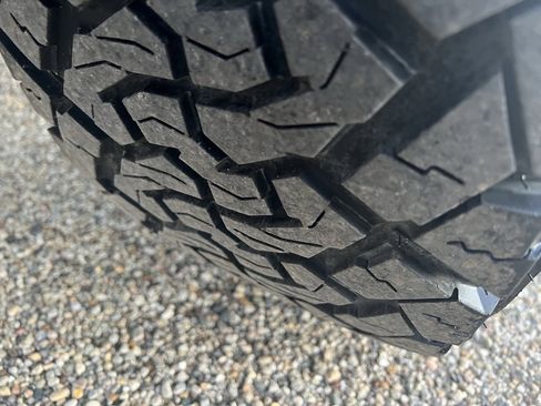 Used 2025 Chevrolet Silverado 2500 Custom image 20