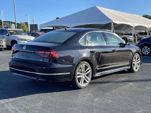 Used 2017 Volkswagen Passat 1.8T R-Line FWD image 7