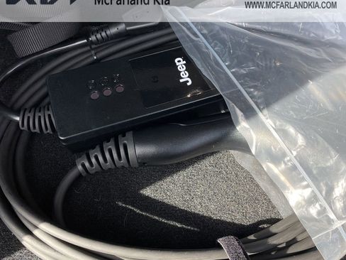 Used 2024 Jeep Wrangler Unlimited Rubicon 4xe image 26