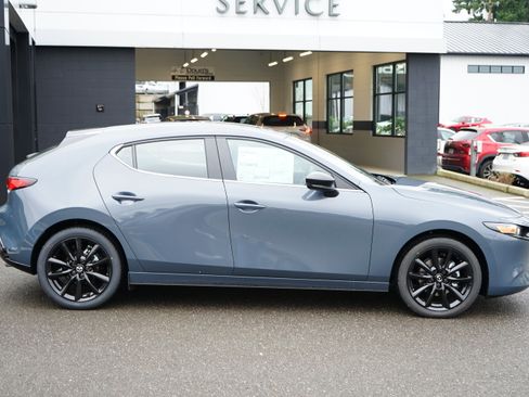 New 2026 MAZDA MAZDA3 Carbon AWD/4WD image 2