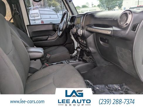Used 2016 Jeep Wrangler Sport AWD/4WD image 11