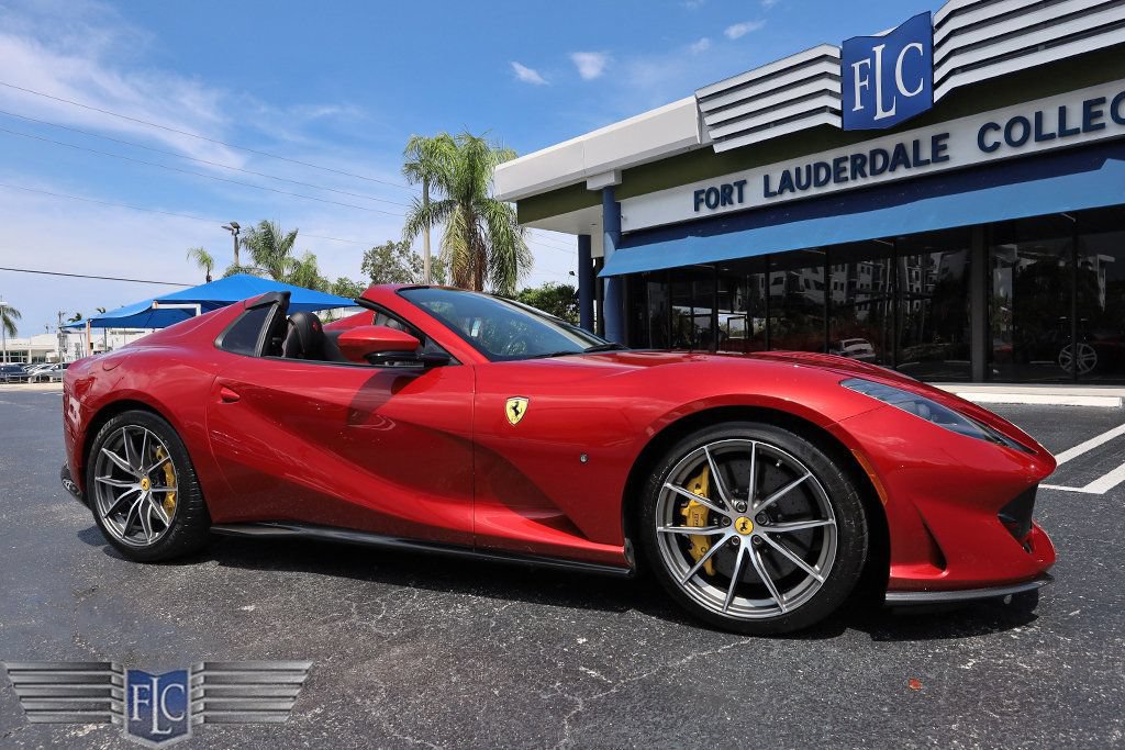 Used 2021 Ferrari 812 GTS RWD image 4