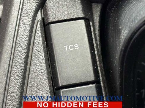 Used 2016 Ford Transit 250 130 Low Roof w/ Exterior Upgrade Package image 33