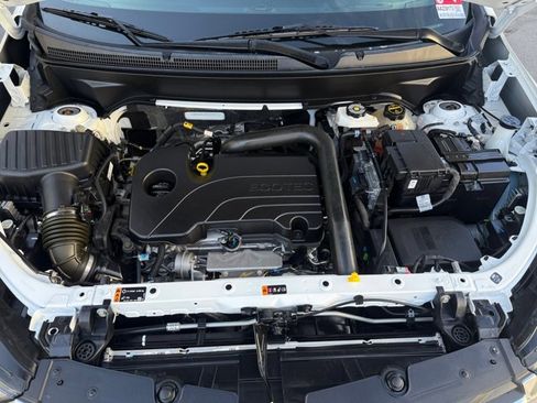 Used 2024 Chevrolet Equinox LT AWD/4WD image 18