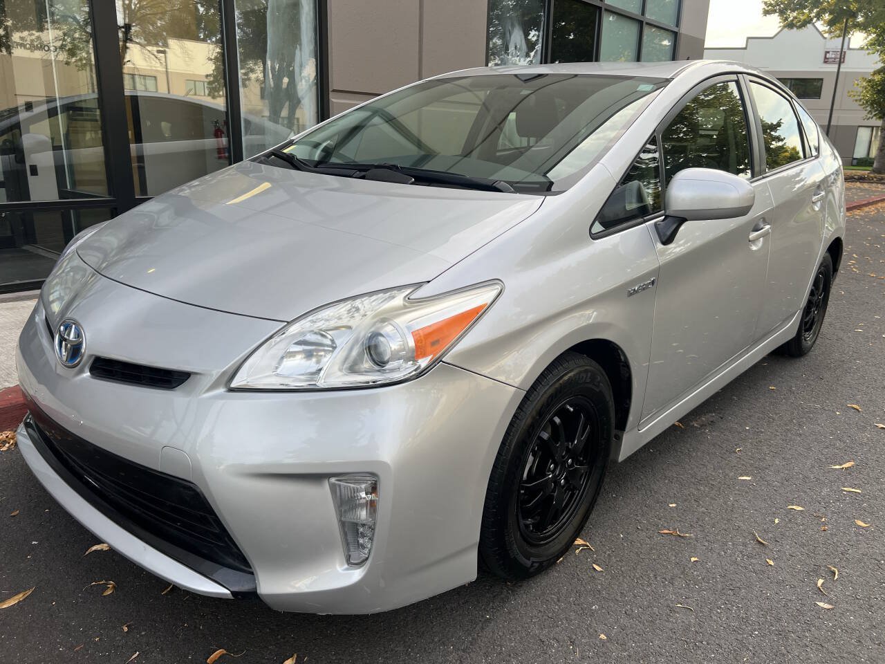 Used 2012 Toyota Prius Three FWD image 1