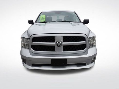 Used 2017 RAM 1500 Express image 2
