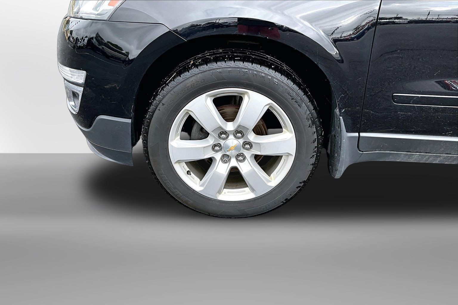 Used 2016 Chevrolet Traverse LT w/ Style and Technology Package FWD image 3