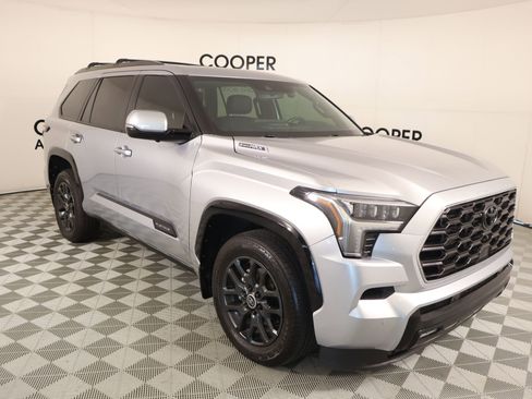 Used 2024 Toyota Sequoia Platinum image 1